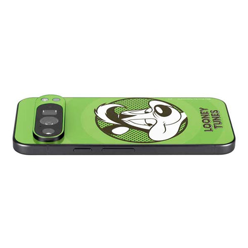 Looney Tunes Pepe Le Pew Full Pixel 9 Pro XL Skin